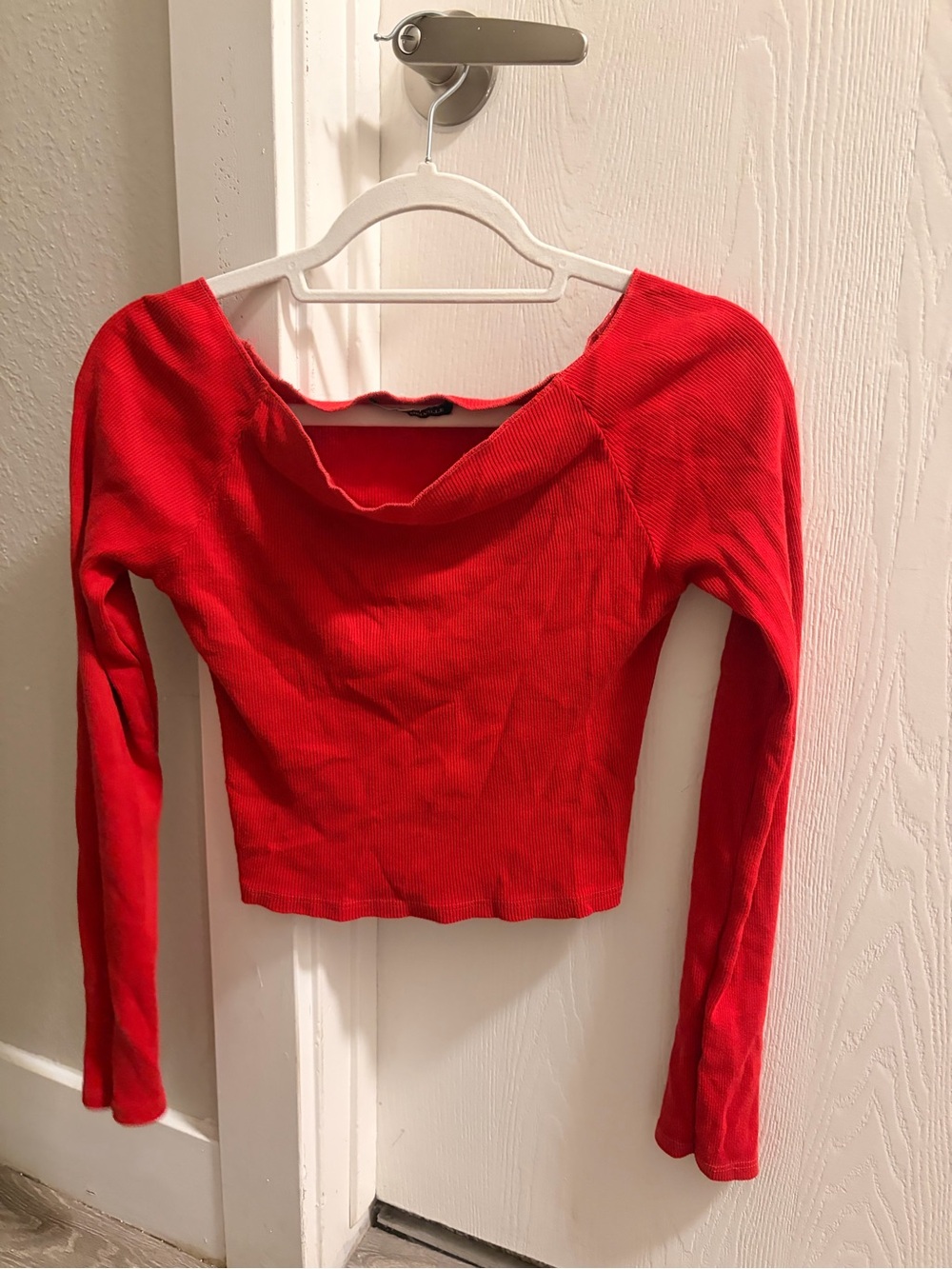 Brandy Melville Red Ribbed Long-Sleeve Crop Top